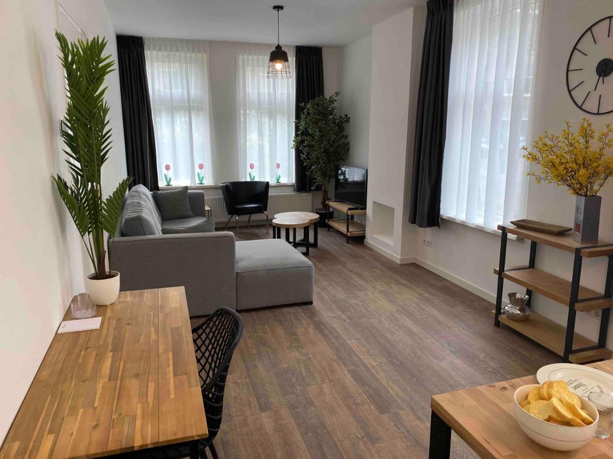 Haagshuisje- Eigen Appartement, Dichtbij Alles, Stijlvol Voorburg Extérieur photo