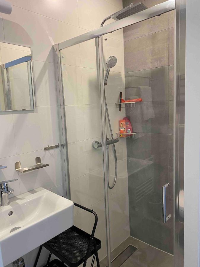 Haagshuisje- Eigen Appartement, Dichtbij Alles, Stijlvol Voorburg Extérieur photo